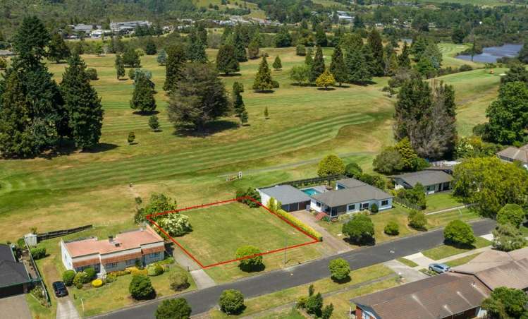 8 Gwendoline Street Glenholme_3