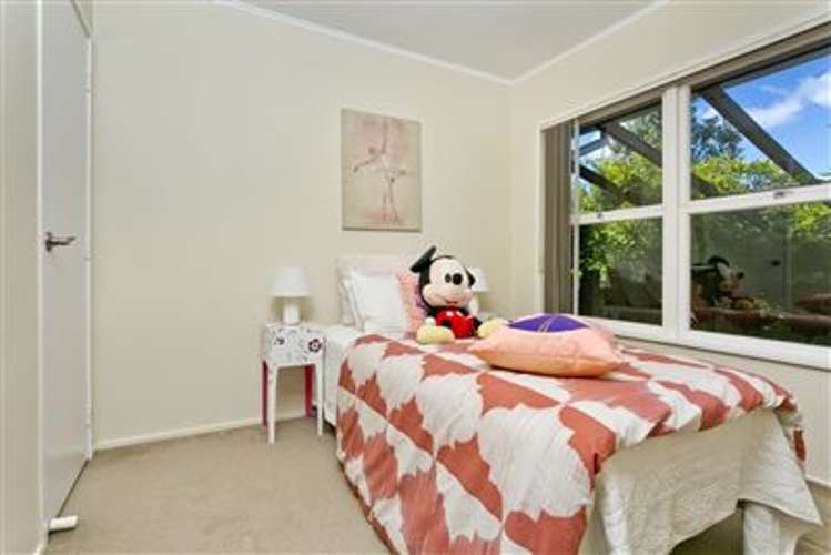 14A Kapiti Place Sunnynook_9
