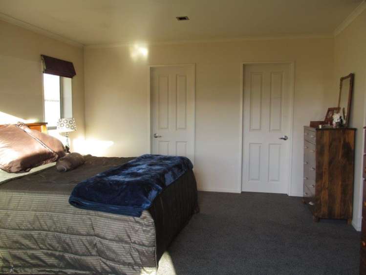 25 Briar Crescent Alexandra_11