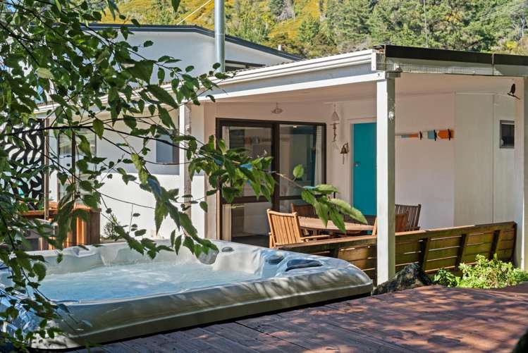 29 Belvue Bay Road Havelock_25