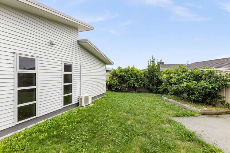 2 Edwards Street Frimley_18