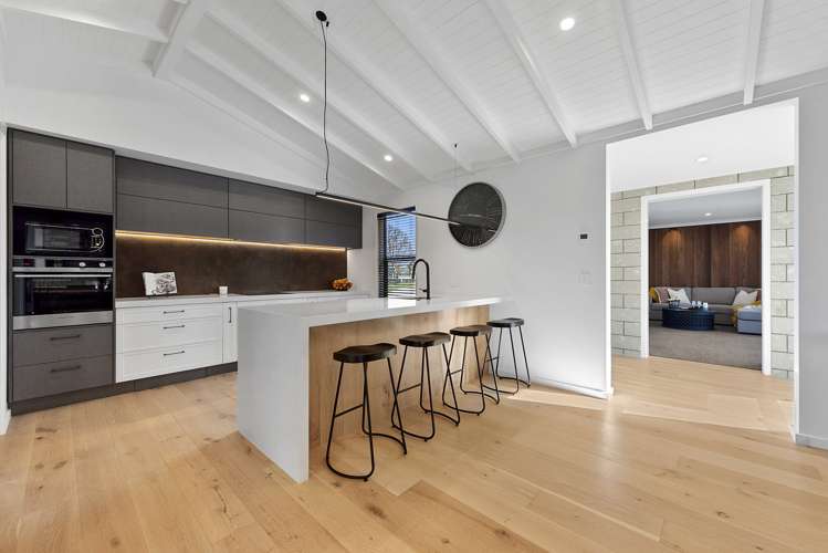 9 South Oaks Close Pukemoremore_5