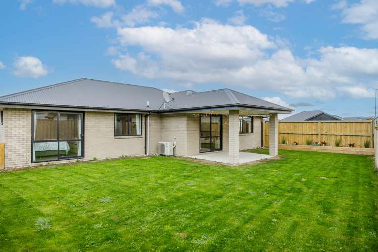 75 Hilton Drive Amberley_11