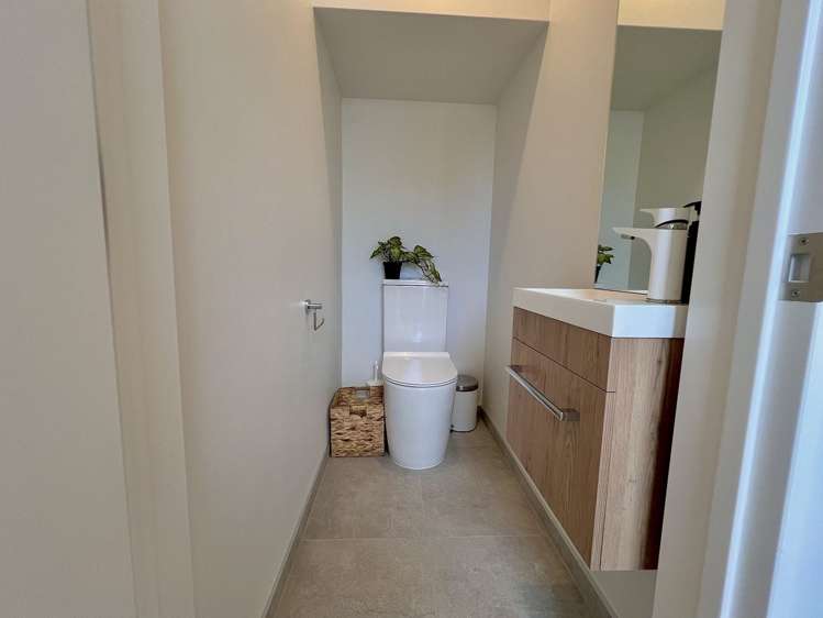 1/80 Milton Street Somerfield_13