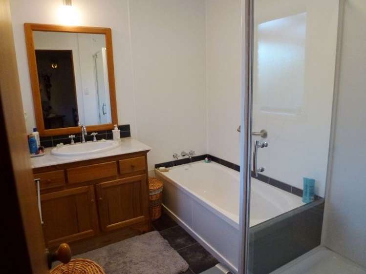 131 Mckellar Place Whangamata_11