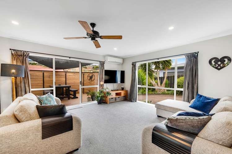61 Gosford Drive Botany Downs_3