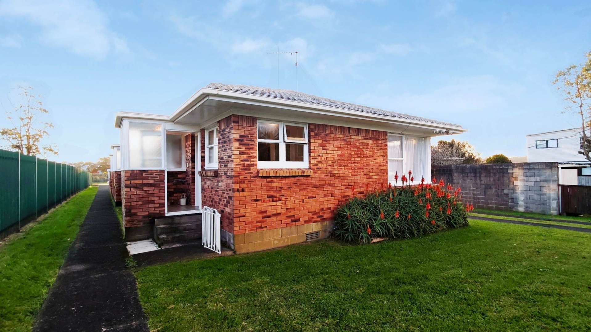 1/204 Birkdale Road Birkdale_0