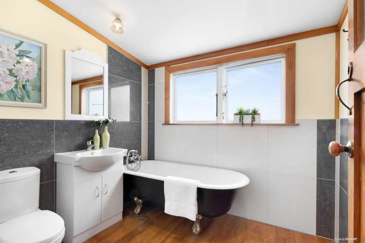 4 Hayr Road Three Kings_6