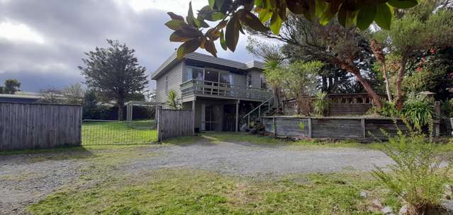 10 Whakaipo Avenue 11209_1