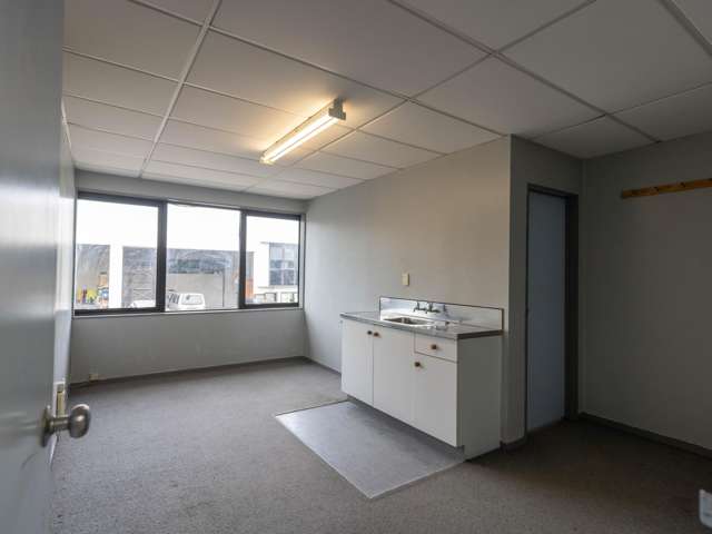 2 / 4 Kellow Place Wiri_4