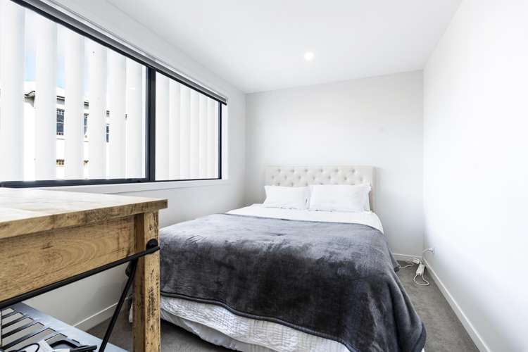5/11A Baring Terrace Strandon_16