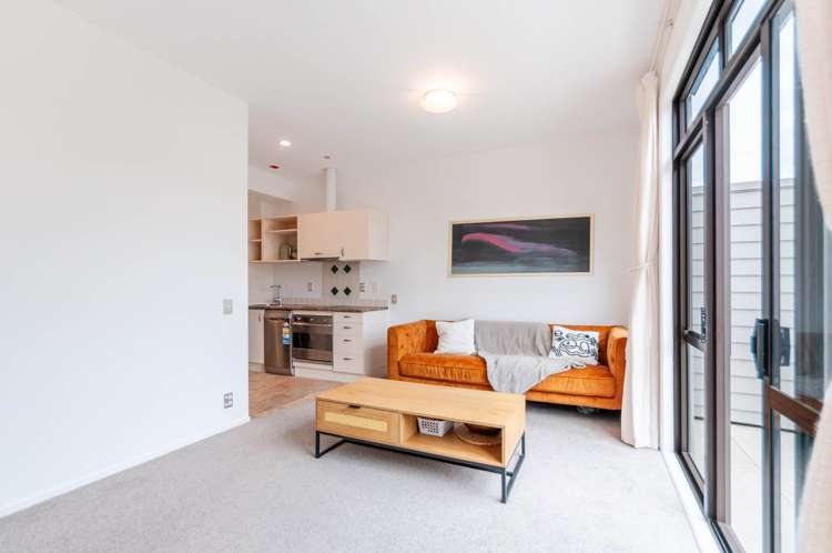 74/92 Bush Road Albany_9