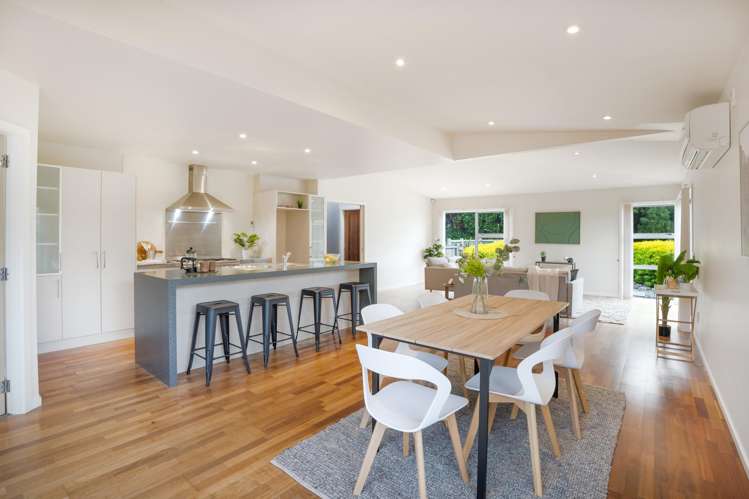 42 Waverton Terrace Churton Park_10