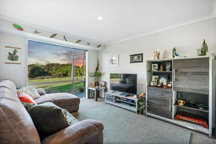 296a Oaia Road Muriwai_8