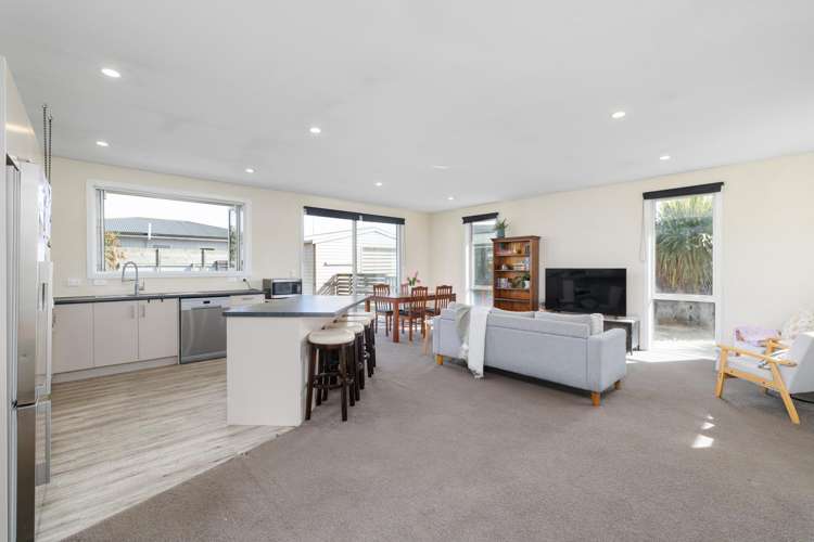 248 Breezes Road Aranui_5