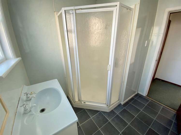 8 Gormack Street Balclutha_14