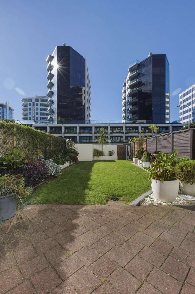 2/12 Maunganui Road (The Beaumont) Mt Maunganui_7