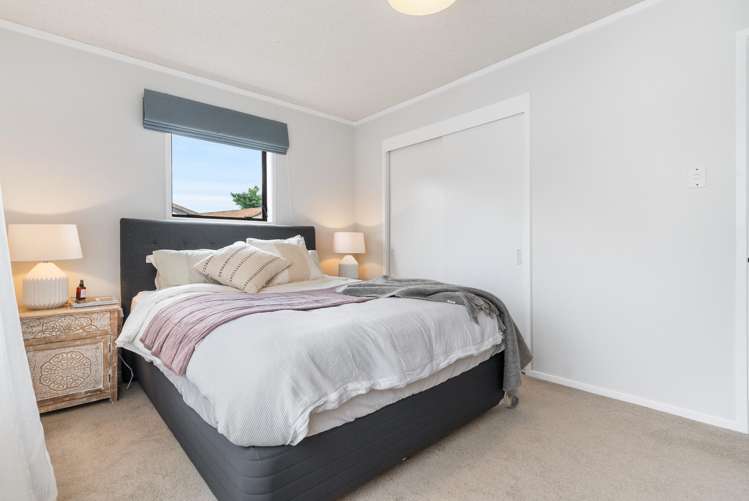 2/141 Verbena Road Birkdale_11