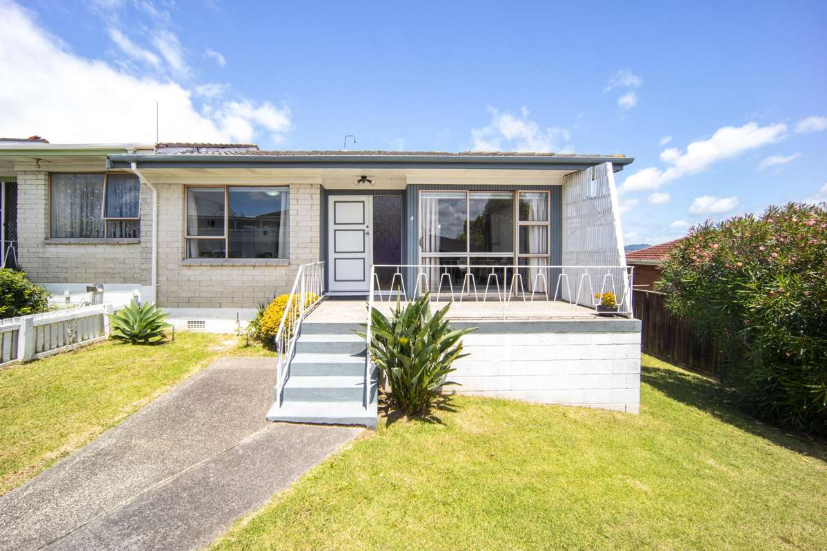 4/67A Roberton Road_0