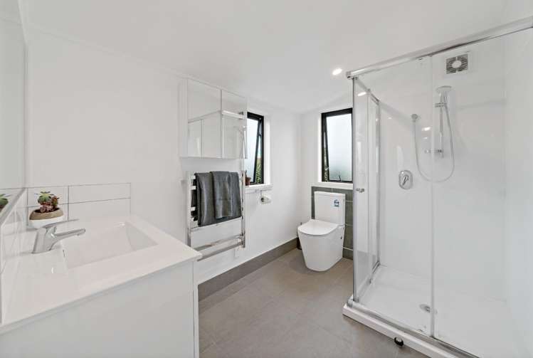 1/20 Lomond Street Takapuna_8
