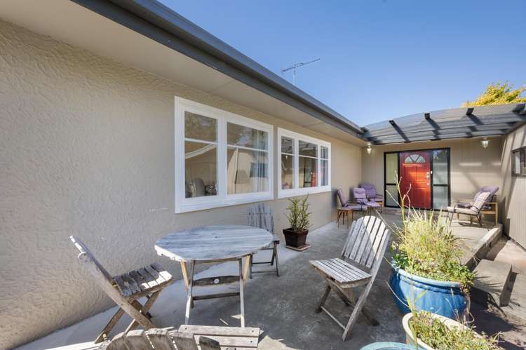 78 Menin Road Onekawa_7