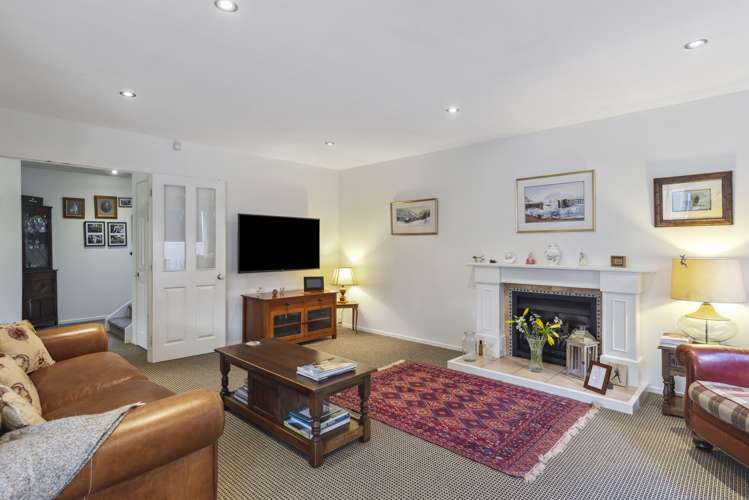 18a Garden Road Raumati Beach_11