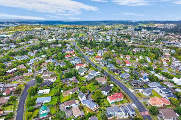 1/135 Oaktree Avenue Browns Bay_33