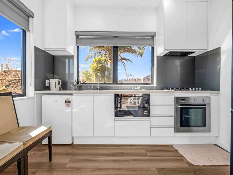 43B Springs Road Parakai Parakai_19