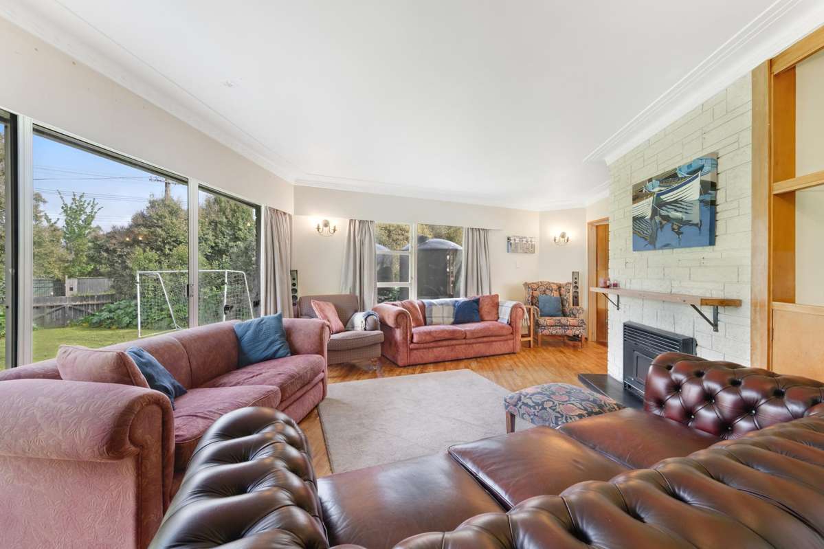 3 Monument Road_4