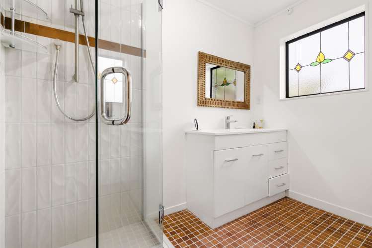 32 Charles Crescent Rainbow Point_14