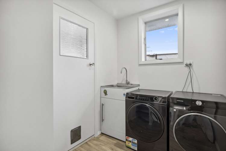 203 Taieri Road Kaikorai_15