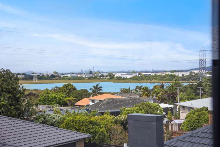 Lot 5/145 Tirimoana Road Te Atatu South_13