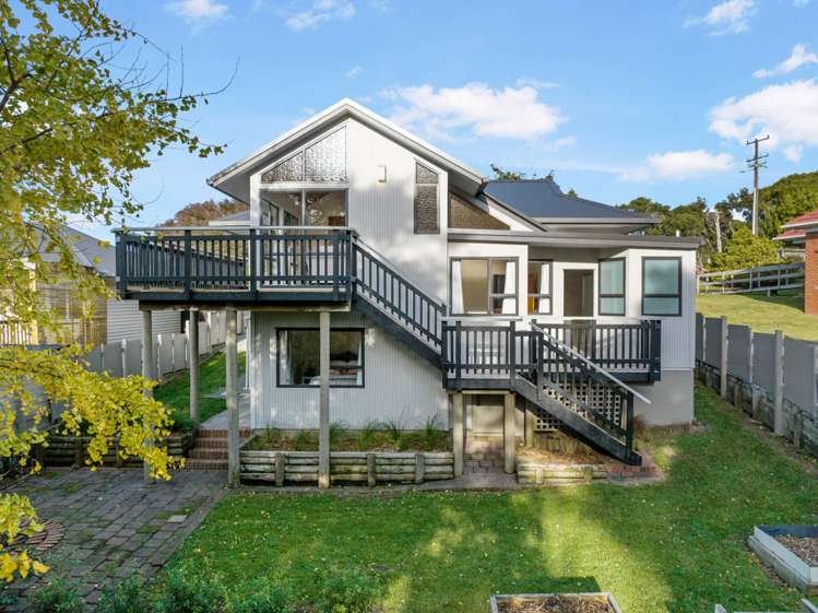 34 Fairmount Road Titirangi_17