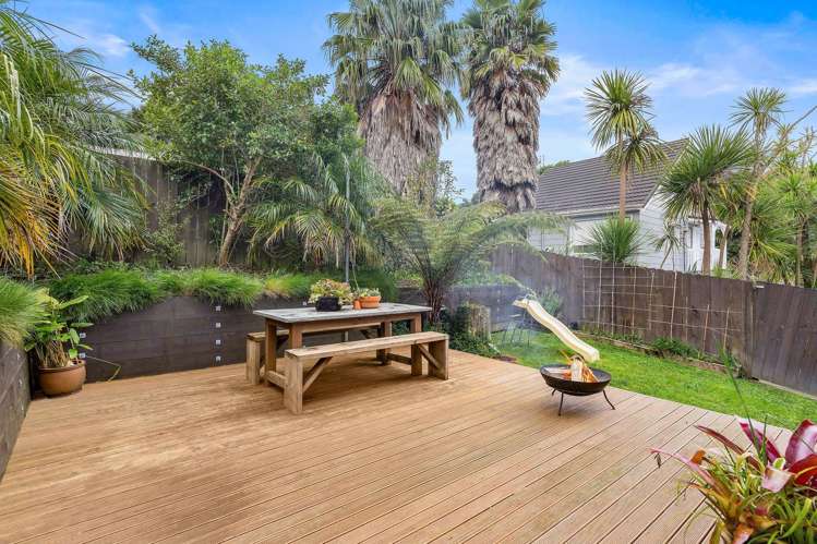 2/141 Balmain Road Birkenhead_13