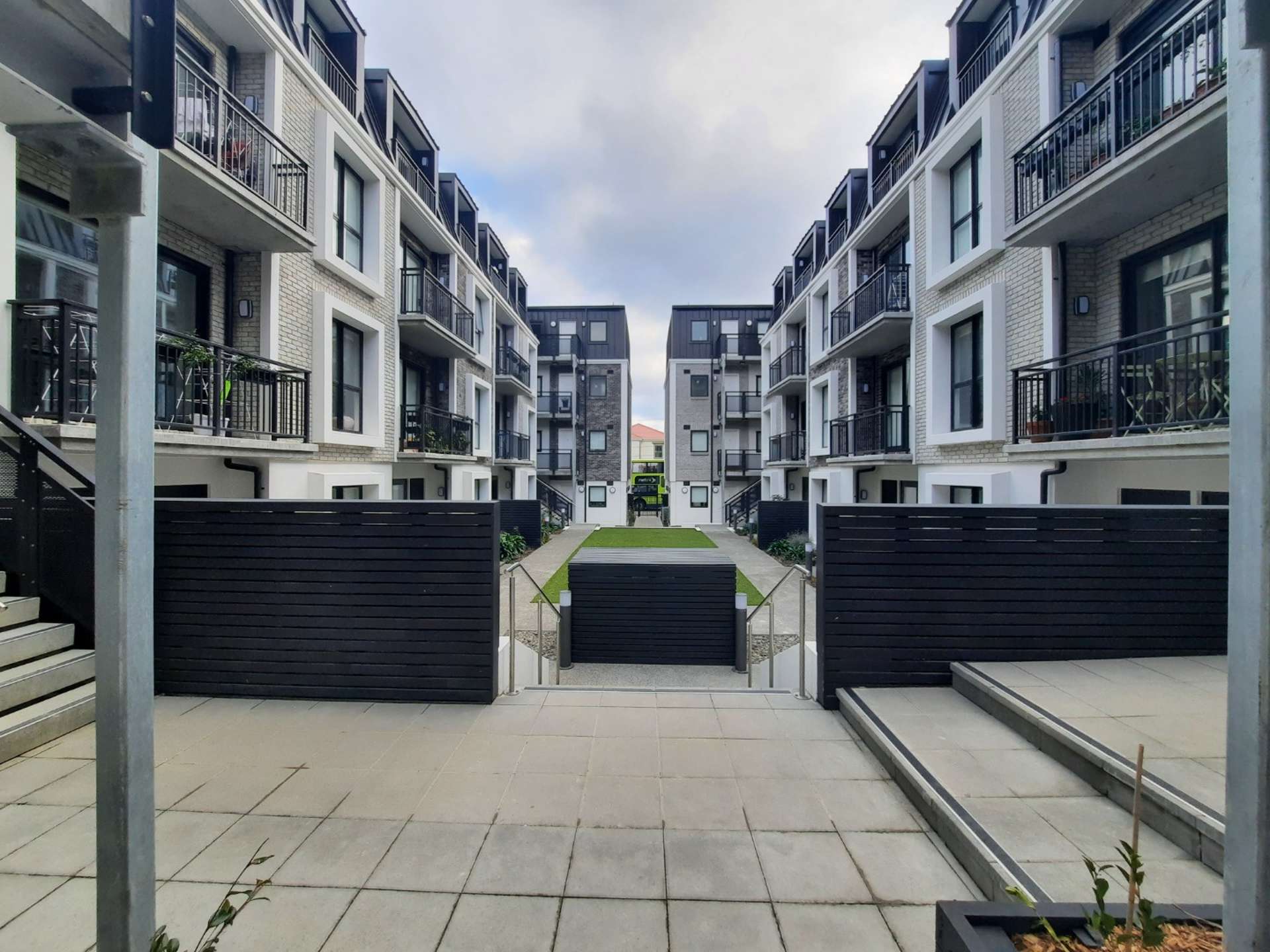 4F/16-18 Constable Street 1317_0