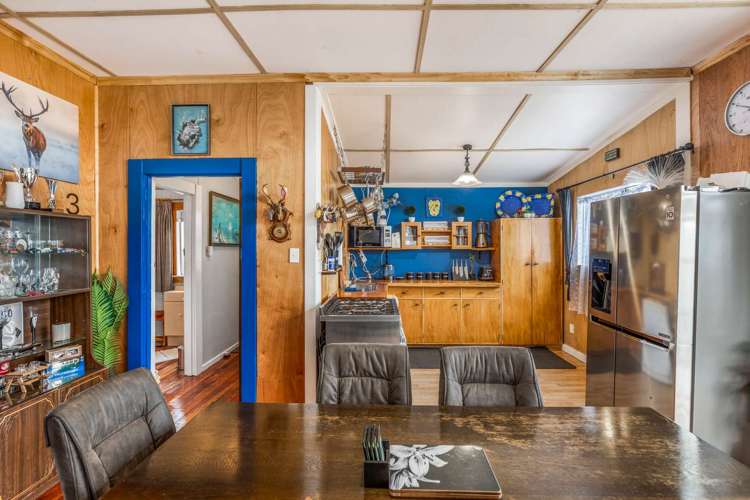 6 and 8 Princess Street Marton_6