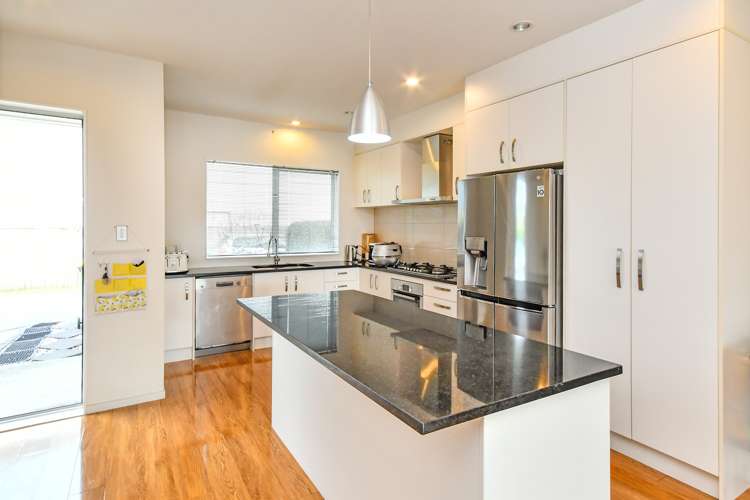 21 Rosewell Crescent Flat Bush_5