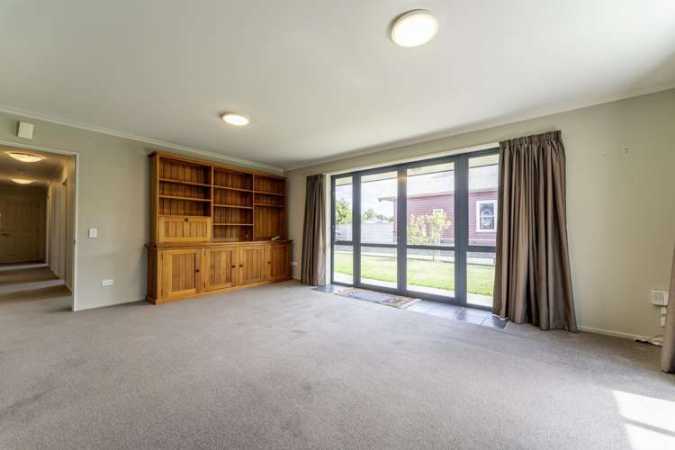 13 Raymond Street West End_8