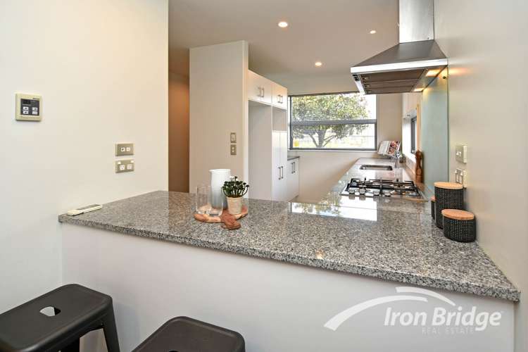 1 Philippe Avenue Yaldhurst_2