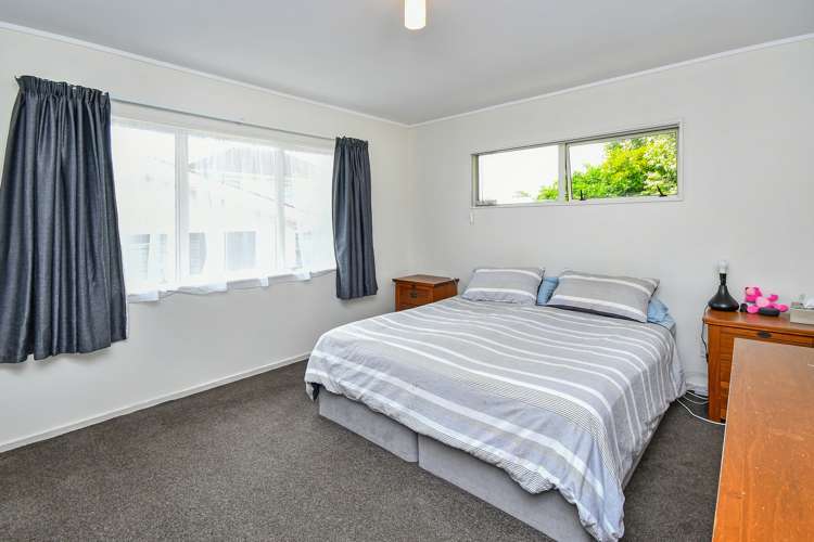 2/19 Cameron Street Papakura_8