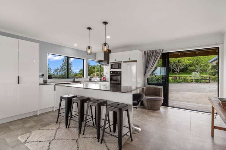 251 Drury Hills Road Drury_17