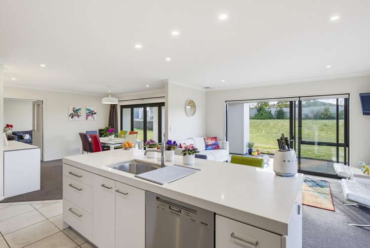 8 Rae Lane Paraparaumu Beach_4