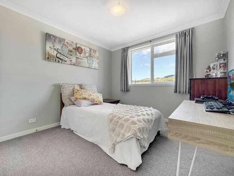 8 Pukatea Lane Kinloch_13