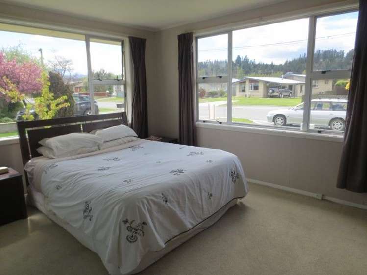 78 Russell Street Alexandra_6