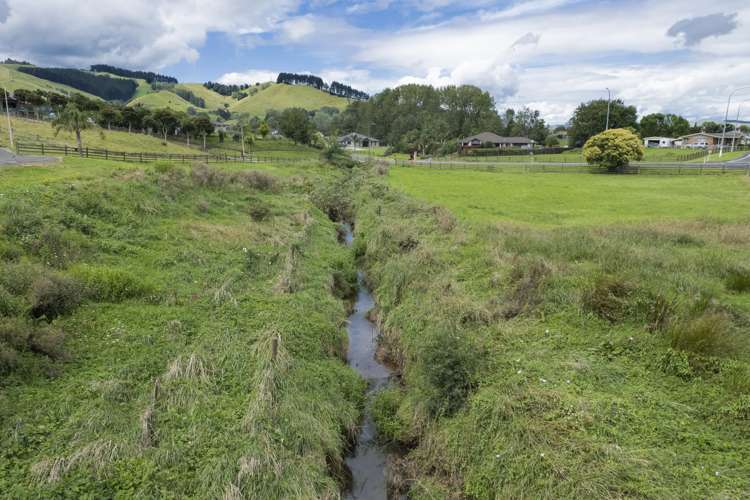 1 Colin Drive Paeroa_18