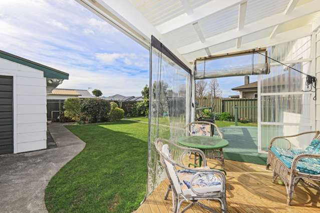 1242 Louie Street Parkvale_4