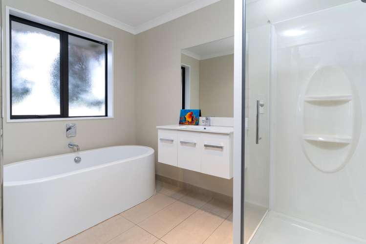 45 Leyland Crescent Swannanoa_15