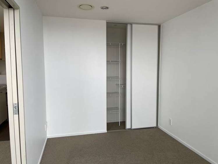 1208/17 Amersham Way Manukau_6