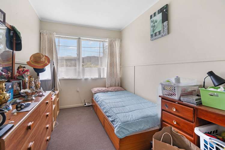 22A&B Tui Crescent Maunu_20