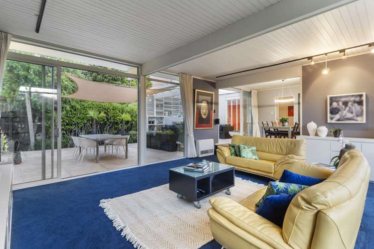 24 Surville Place Mairangi Bay_1